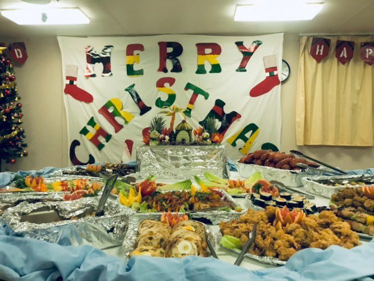 Christmas Celebrations Onboard Garibaldi Spirit (1)