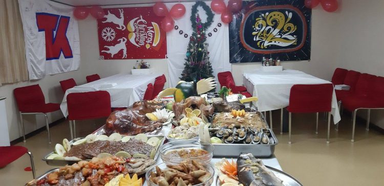 Christmas Celebrations Onboard Montreal Spirit (2)