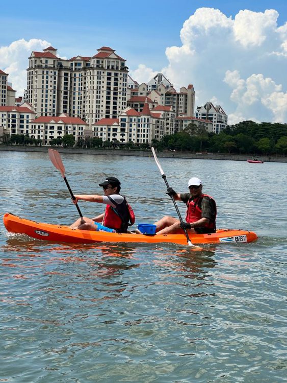 Kayak Team 2